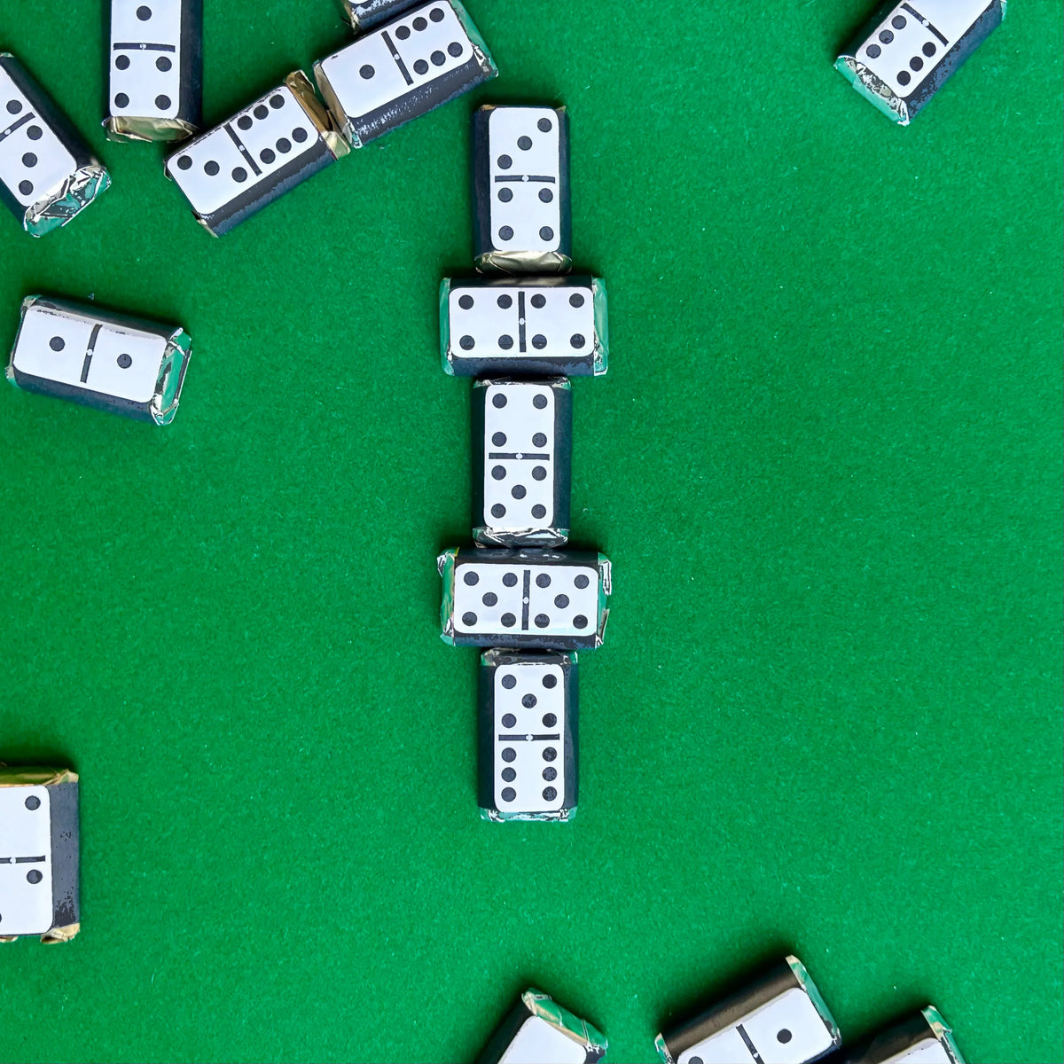 Dominos Hershey's Miniatures Wrappers Jpeg Files